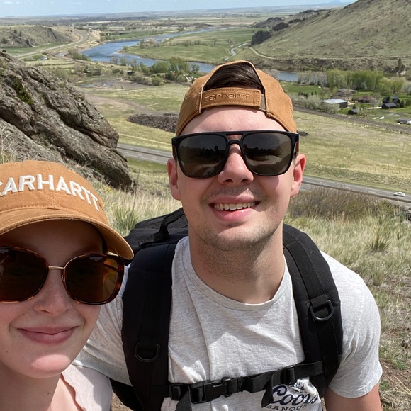 Meet your Posher, Emily - Picture 2 of 3